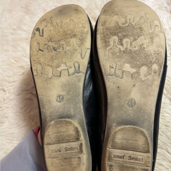 Josef Seibel Black Leather Flats size 40 or 9 - Picture 5 of 9